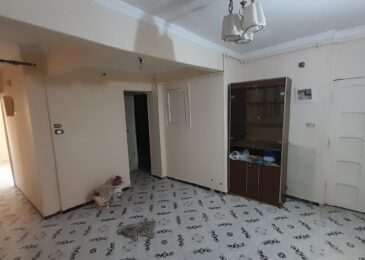 شقة للايجار فى العجوزة تفرع شارع د. شاهين 90م واجهة طابق رابع بدون مصعد
